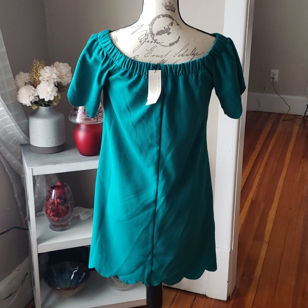 Dress - Picture 2 of 2